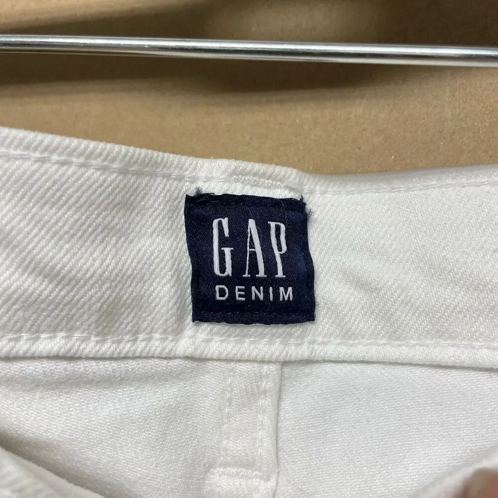 Gap High Rise Cigarette Slim Straight Women’s 2/26 White Stretch Ankle Jeans